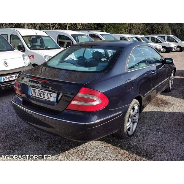 2004 مرسيدس بنز CLK-45778276
