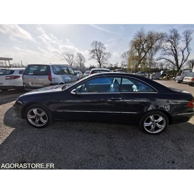 2004 مرسيدس بنز CLK-45778280