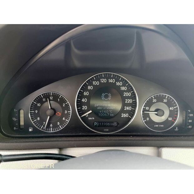 2004 مرسيدس بنز CLK-45778286