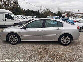 2011-renault-laguna-1428386-45778294