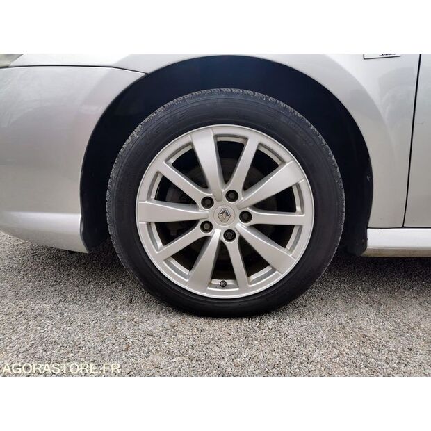 2011 Renault Laguna-45778295