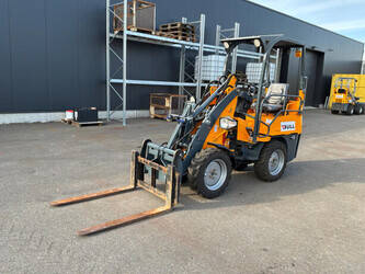 Image de CHARGEUSES COMPACTES 2022 Bull WL 25 À vendre à Royaume-Uni