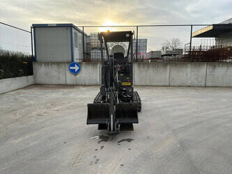 2023-volvo-ecr18e-45779065