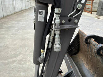 2023-volvo-ecr18e-45779075