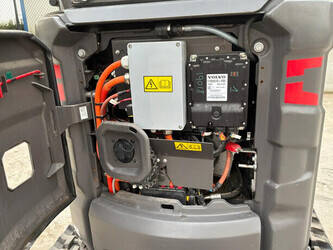 2023-volvo-ecr18e-45779080