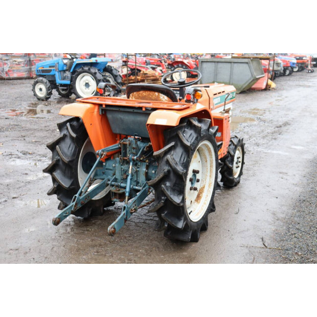 KUBOTA B1702-M-45779288