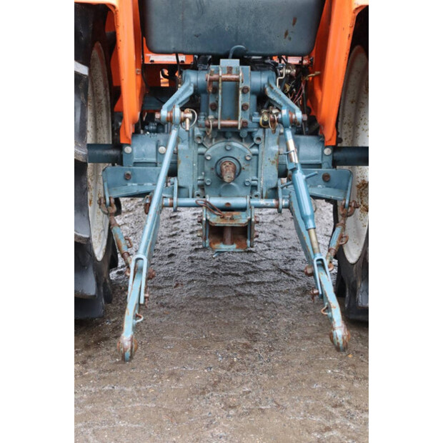 KUBOTA B1702-M-45779303