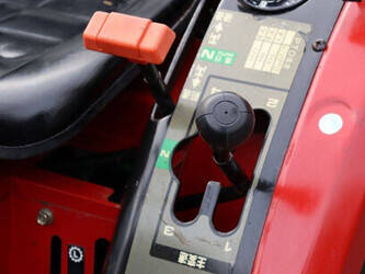 mitsubishi-mt165-1428417-45779714