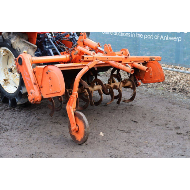 KUBOTA B1502DT-45779953