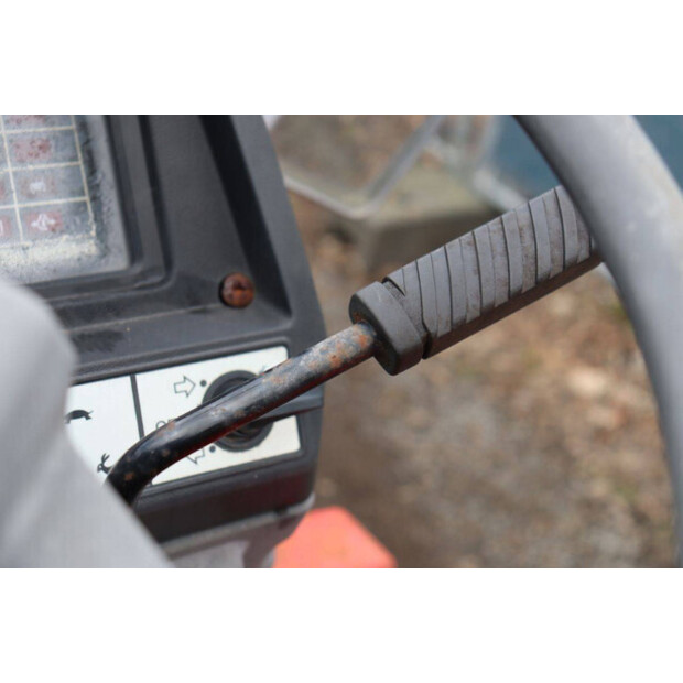 ميتسوبيشي MT16-45780263