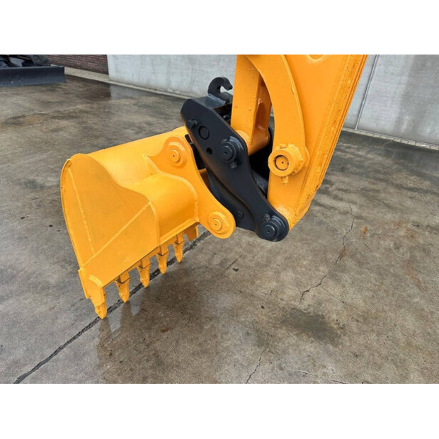 2016 Hyundai R60VS-45780619