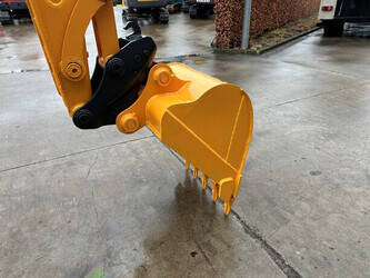 2016-hyundai-r60vs-1428441-45780621