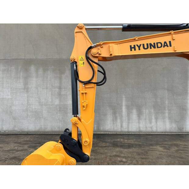 2016 Hyundai R60VS-45780622