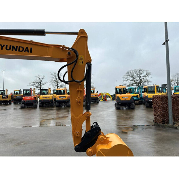 2016 Hyundai R60VS-45780623