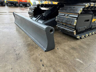 2016-hyundai-r60vs-1428441-45780633