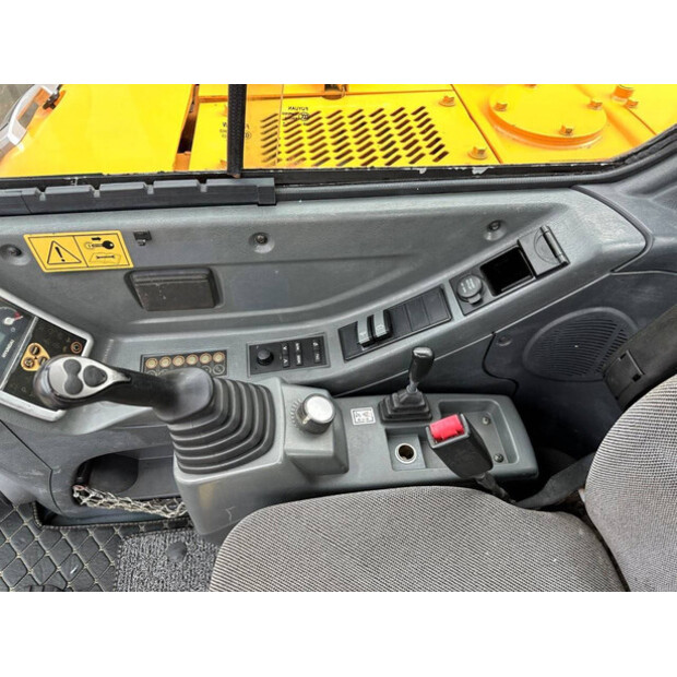 2016 Hyundai R60VS-45780646