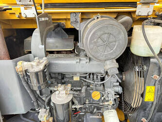 2015-komatsu-pc56-7-1428443-45780713