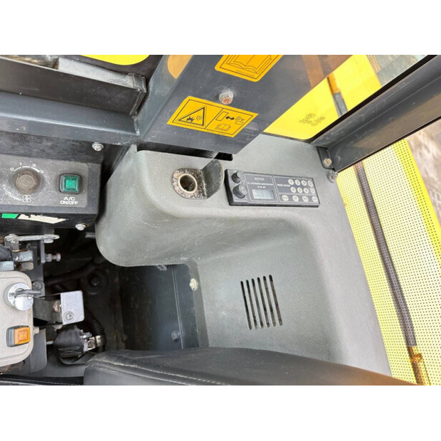 2015 Komatsu PC56-7-45780717