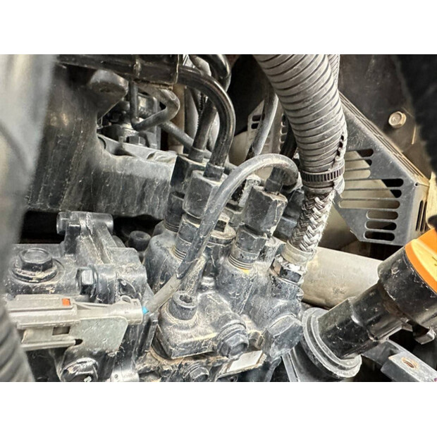 2017 YANMAR VIO50-6B-45780977