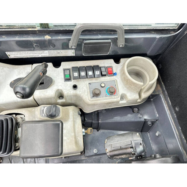 2017 YANMAR VIO50-6B-45780983