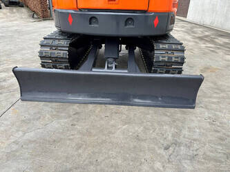 2012-hitachi-zx60usb-3f-1428464-45781314