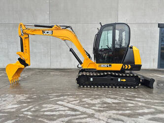 2010-jcb-8061-45781527