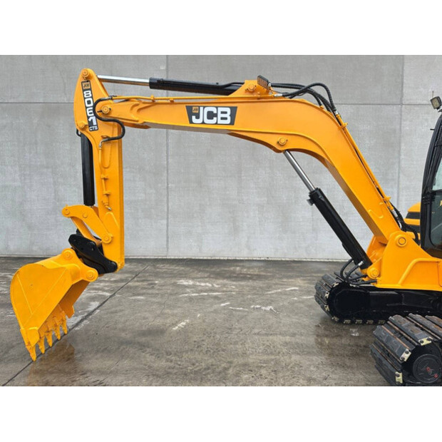 2010 جيه سي بي 8061-45781533