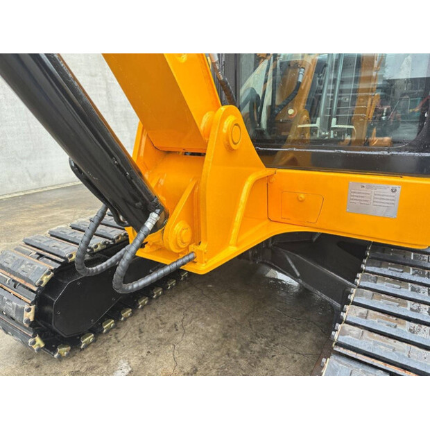 2010 جيه سي بي 8061-45781536