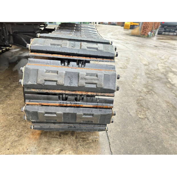 2010 جيه سي بي 8061-45781537