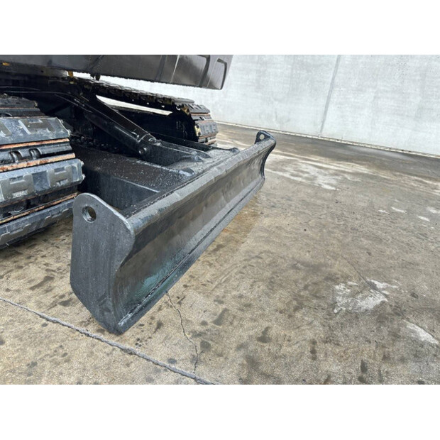 2010 جيه سي بي 8061-45781544