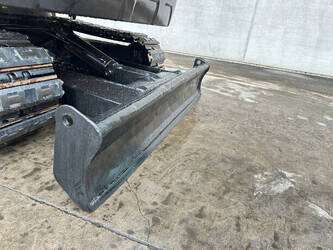 2010-jcb-8061-45781544