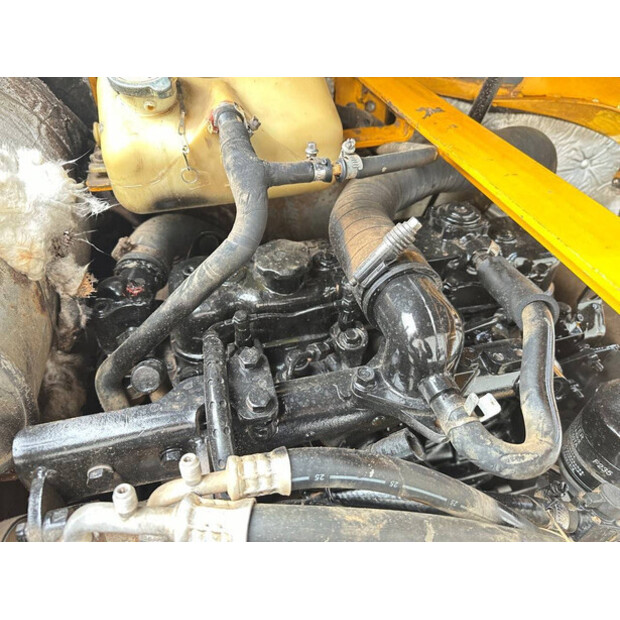 2010 جيه سي بي 8061-45781550