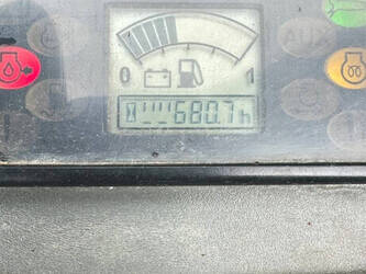 2010-jcb-8061-45781559