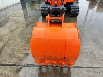 2011-hitachi-zx50u-2-1428474-45781569