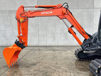 2011-hitachi-zx50u-2-1428474-45781571