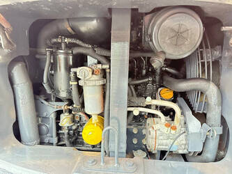 2011-hitachi-zx50u-2-1428474-45781584