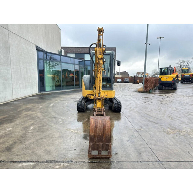 2006 Komatsu PC35MR-2-45781638