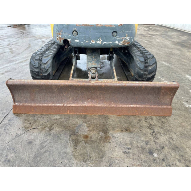 2006 Komatsu PC35MR-2-45781659