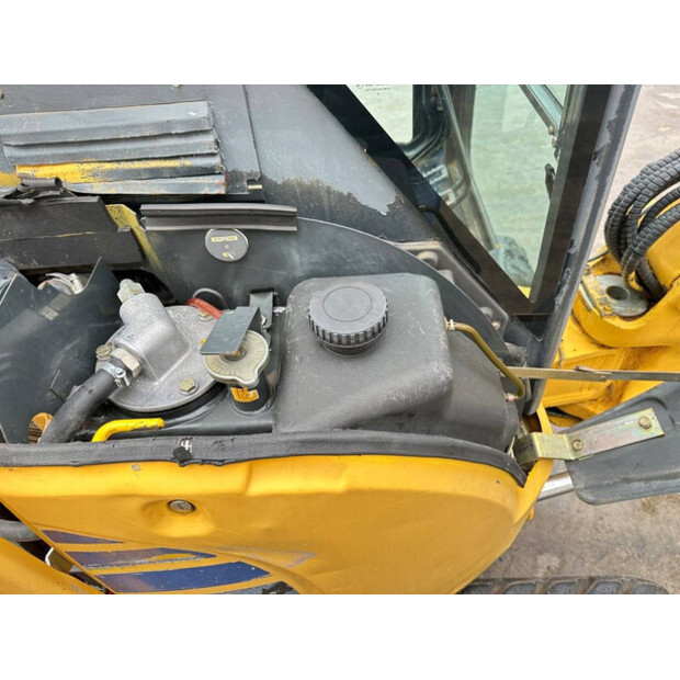 2006 Komatsu PC35MR-2-45781666