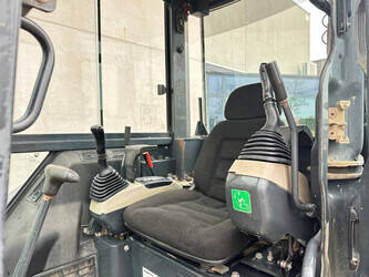 2006-komatsu-pc35mr-2-1428476-45781667