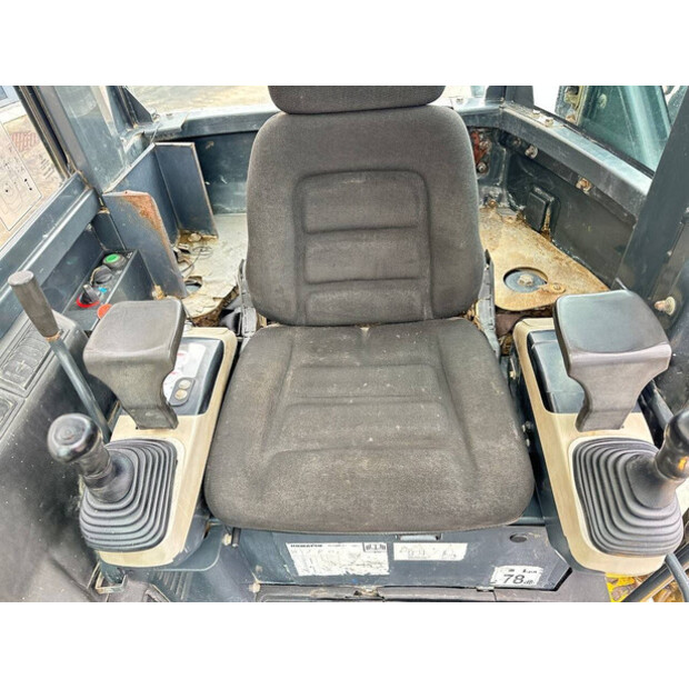 2006 Komatsu PC35MR-2-45781672