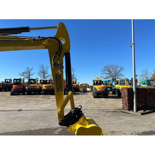 2015 Neuson 6003-45781767