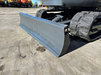 2015-neuson-6003-1428479-45781777