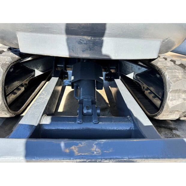 2015 Neuson 6003-45781780