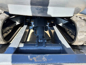 2015-neuson-6003-1428479-45781780