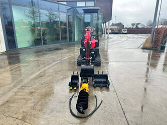 2025-vicsec-vc13-r-1428480-45781797