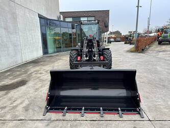 2025-wolf-wl825-1428483-45781943