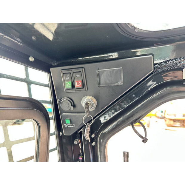 2026 بوبكات S18-C4-45782095