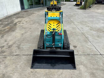 2025-machpro-mp-s300-1428488-45782138