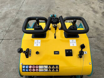 2025-machpro-mp-s300-1428488-45782152